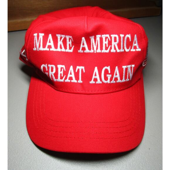 Trump Men's Baseball Cap Red Make America Great Again Hook and Loop One Size - Picture 1 of 4